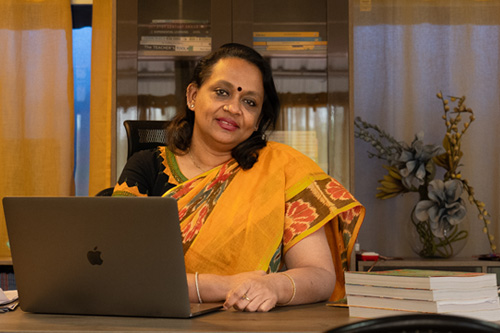 Mrs. Mythreyi Priya Arun